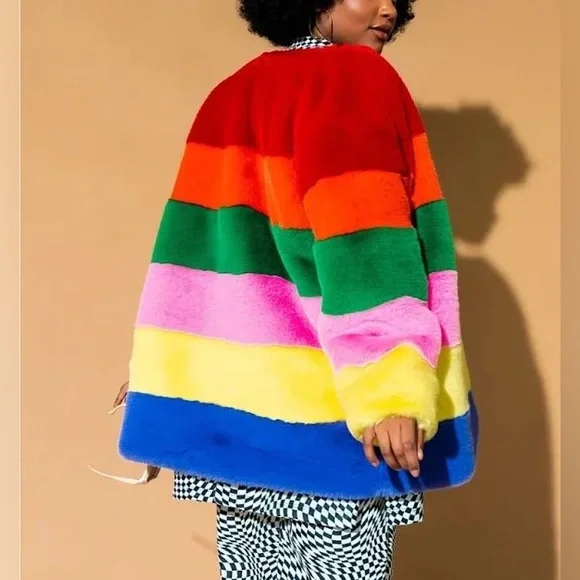 Dressed in LALA Dreamland Faux Fur Coat - Picture 3 of 3